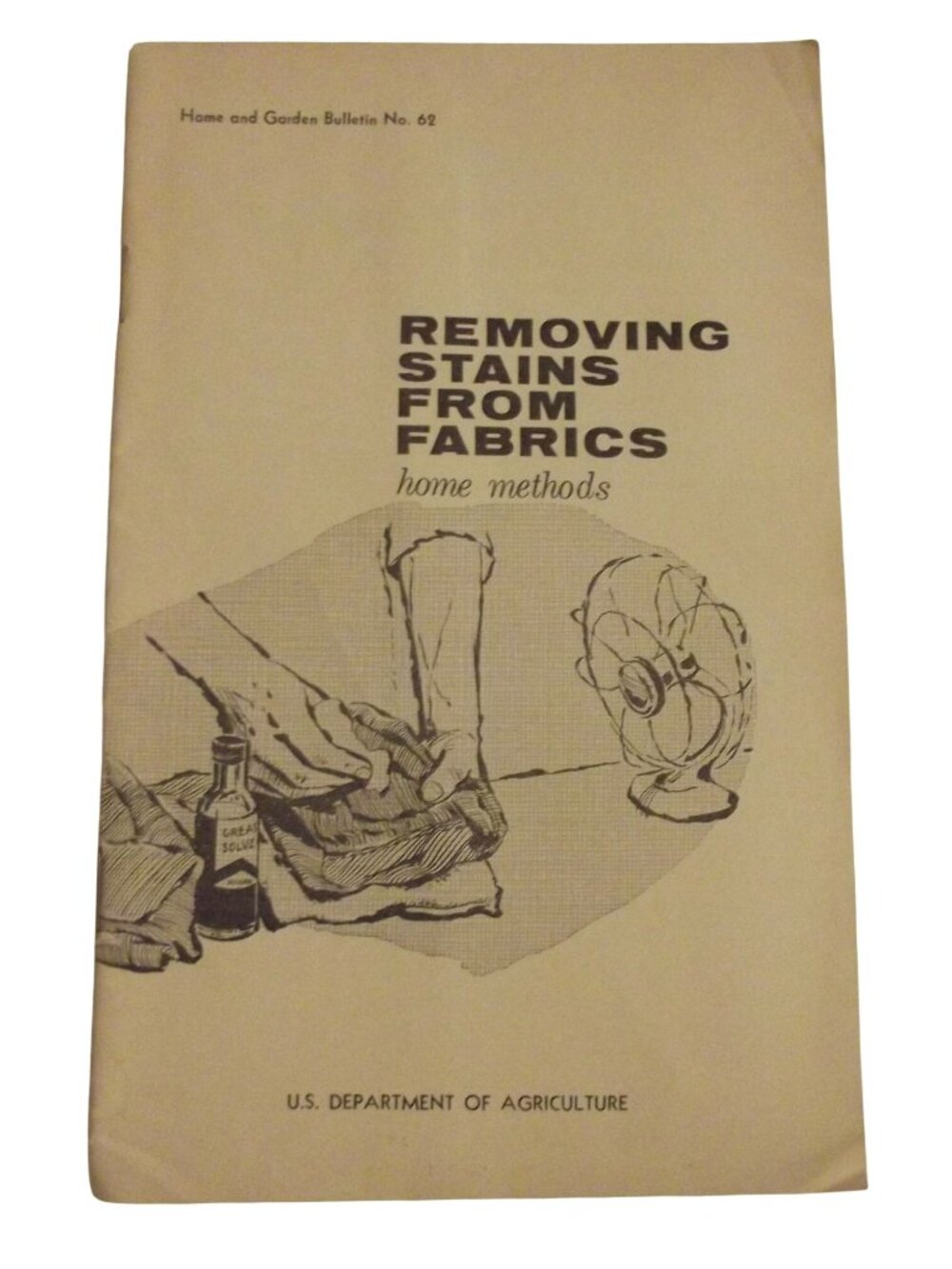 1964 USDA Removing Stains From Fabrics Home Methods Bulletin 62 how to diy
